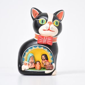 GATITO CON NACIMIENTO